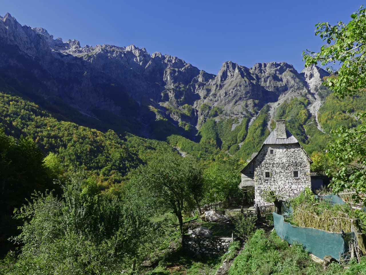 theth maison traditinelle